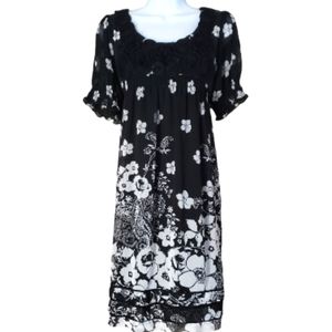 ECI black & gray floral smocked A-line dress Womens 14